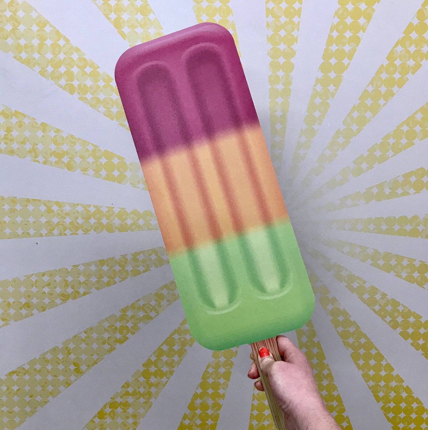 Traffic Light Giant Ice Lolly