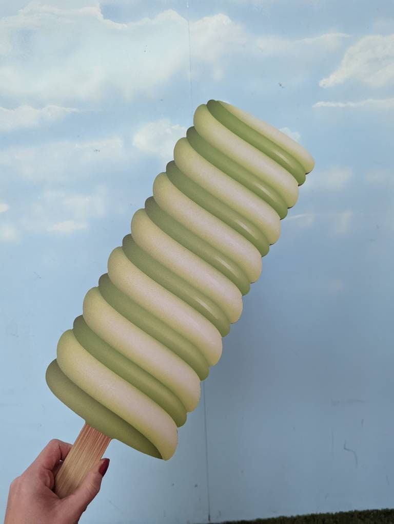 Giant Twister Lolly