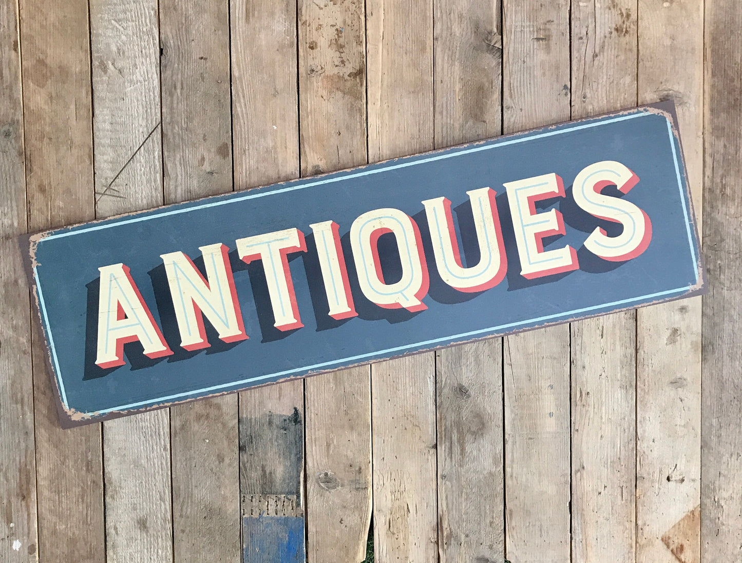 Traditional Antiques Sign