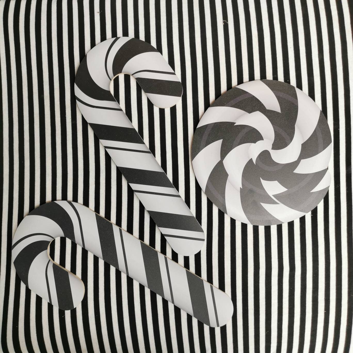 Black & White Candy Cane Prop