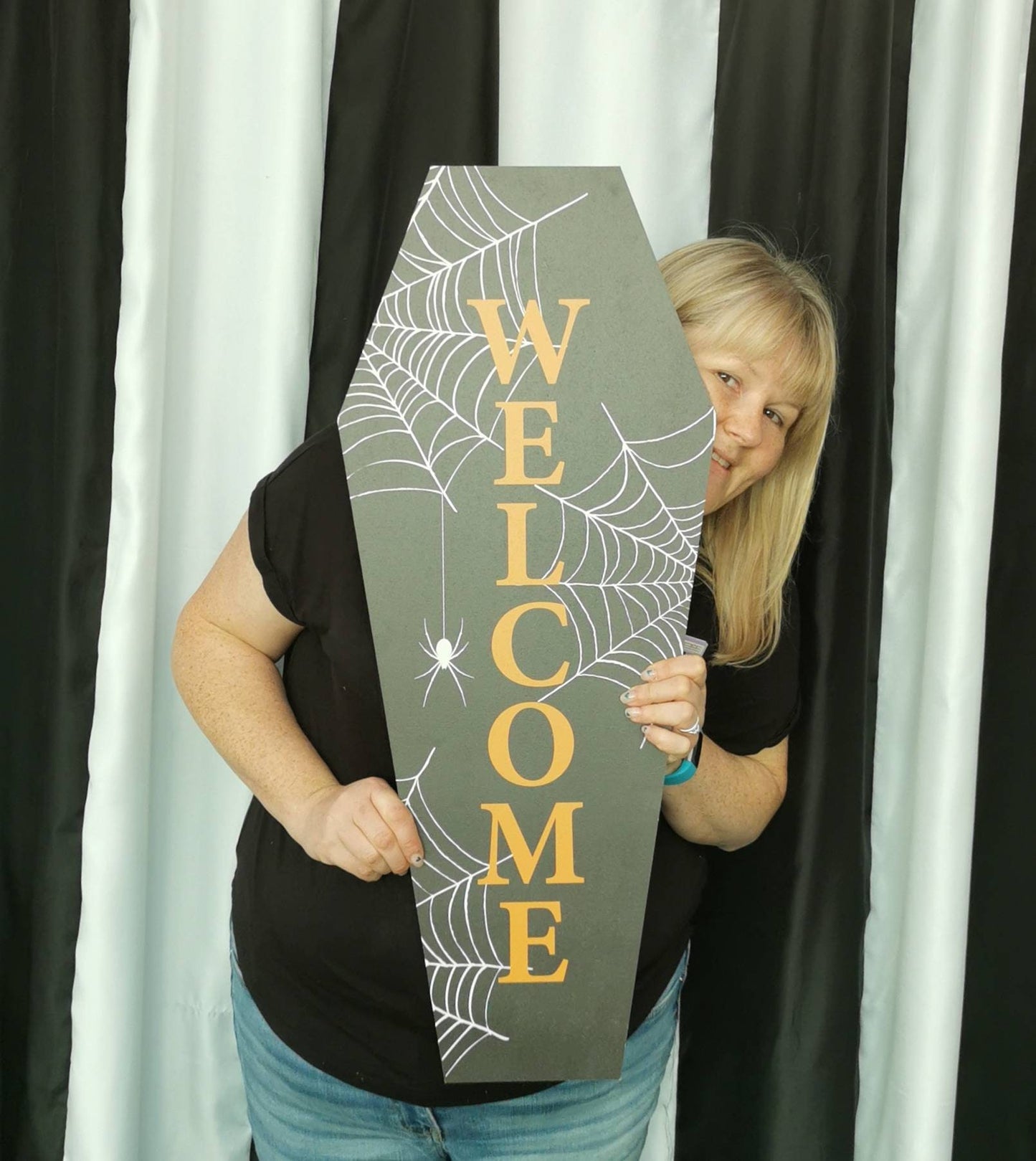 Halloween Coffin Welcome Sign