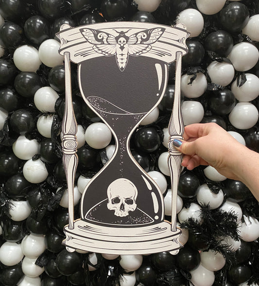 Large Gothic Hourglass